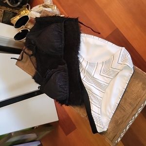 ATHLETA Black Graphic Stripe in White  Bikini M